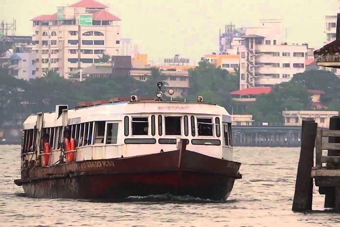 Highlights of Cochin Group Tour by Local Ferry ,Tuc-Tuc ,Local Bus and Foot . - Crossing from Willingdon Island by local ferry