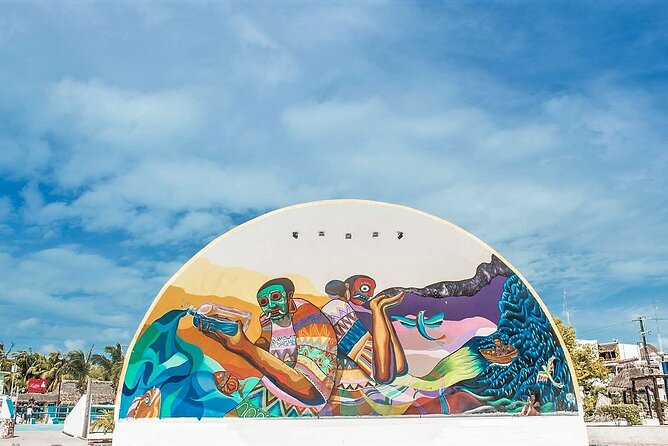 Holbox Tour with Ferry transportation and lunch included - How guided is the experience?