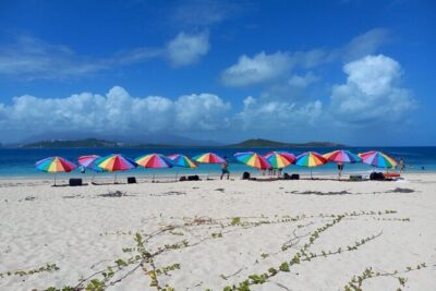 Icacos Beach Day Package with Water Taxi Transport from Fajardo