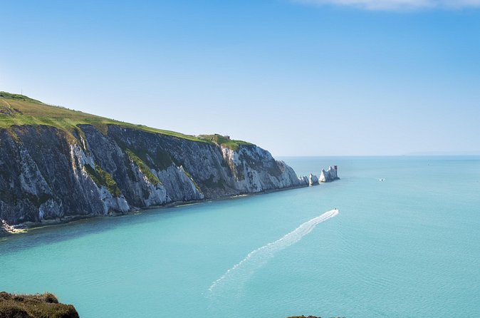Isle of Wight - Day Tour from Portsmouth including Ferry Crossing - Who should take this tour?