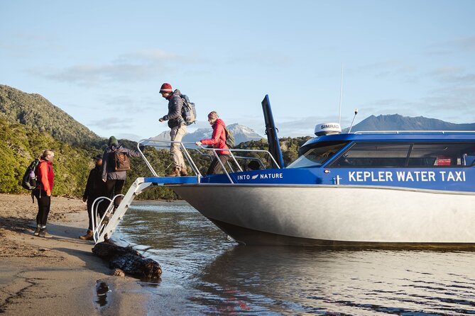 Kepler Track Water Taxi - Wildlife and the quiet side of the Kepler