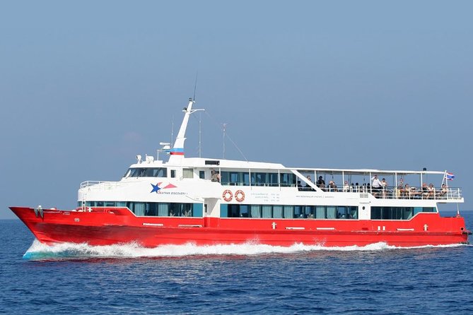 Koh Samui Airport to Koh Phangan by Shared Minivan and Seatran Discovery Ferry - The air-conditioned minivan to Bang Rak Pier