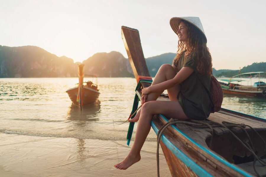 Krabi: Railay Beach Bioluminescent Plankton Ferry Cruise - Railay’s cliffs, caves, and sunset hour