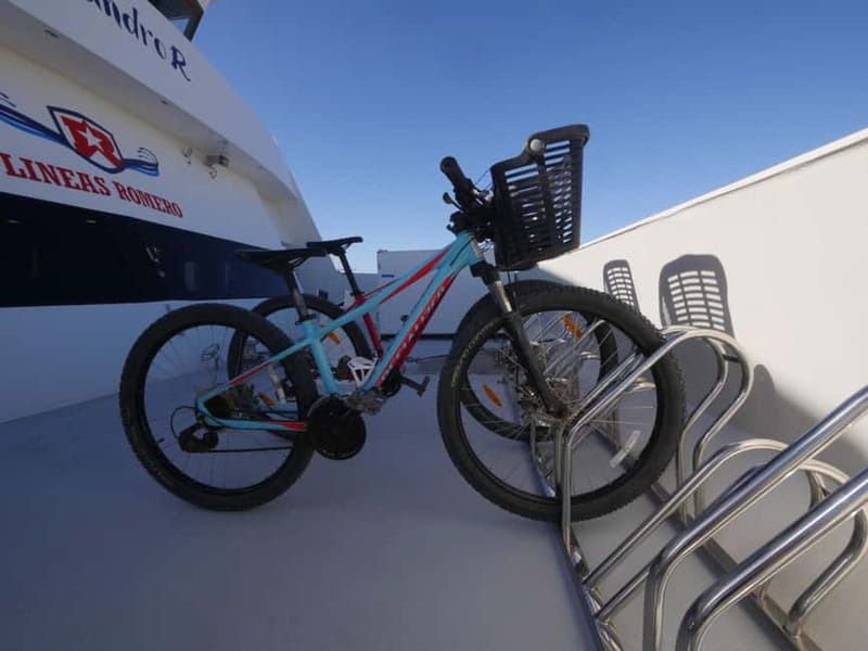 Lanzarote: Ferry to La Graciosa with Wi-Fi (free parking) - Getting to Orzola and parking without the usual fuss