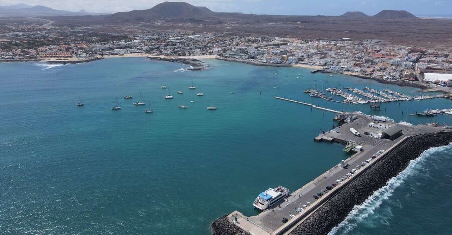 Lanzarote: Fuerteventura Return Ferry Ticket with Bus - The quick Lineas Romero crossing to Corralejo