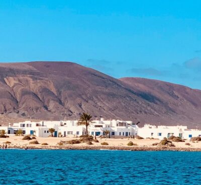 Return Ferry to La Graciosa with Bus Pickup