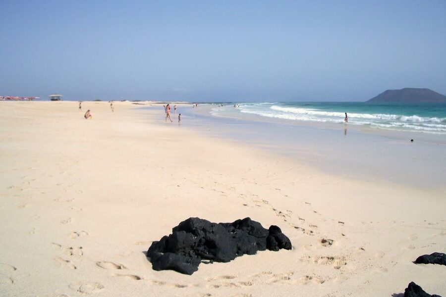 Lanzarote: Return or 1-Way Ferry to Fuerteventura with Wifi - Practical details that can save you trouble