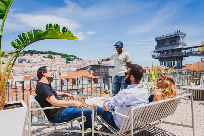 Lisbon Hidden Gems Walk: Traditions, Lunch and Ferry ride - Crossing the Tagus to Cacilhas