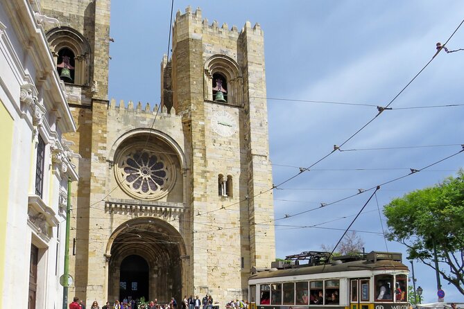 Lisbon Private City Tour with a River Boat Crossing Included - A full day built around Lisbon’s best views