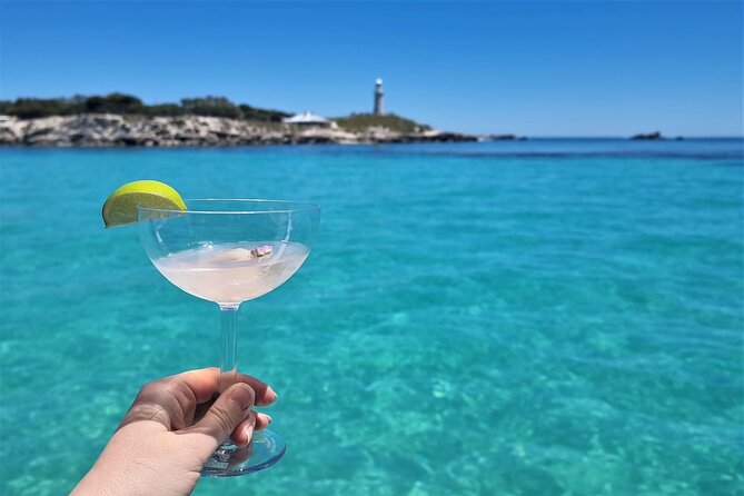 Luxe Seafood Package with Round Trip Ferry from Fremantle - The 9:00 am Start at Fremantle