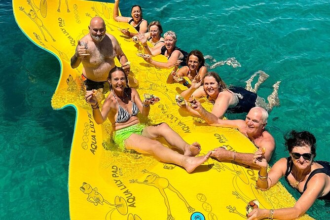 Luxe Seafood Package with Round Trip Ferry from Perth - Timing, group size, and the weather question