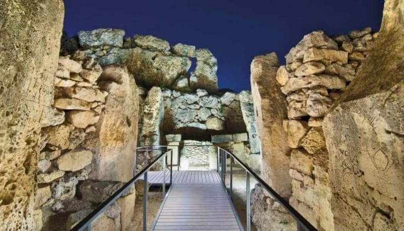 Malta: Gozo Full-Day Jeep with Lunch and Boat Transfers - Ramla Bay and Calypso Cave