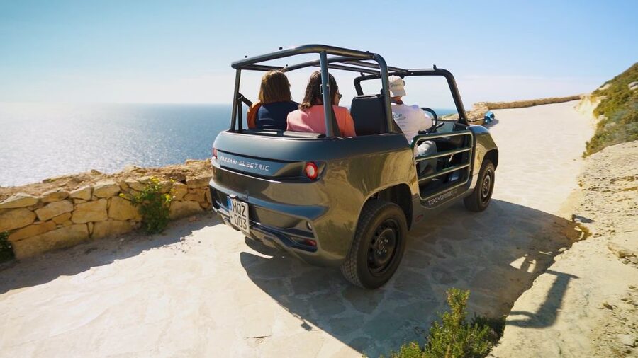 Malta: Gozo Private Chauffeured E-Jeep Tour with Ferry - Windmills, old sites, and the salt pans