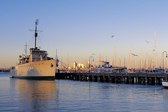 Melbourne: City and Williamstown Ferry Cruise - The open water and Melbourne skyline