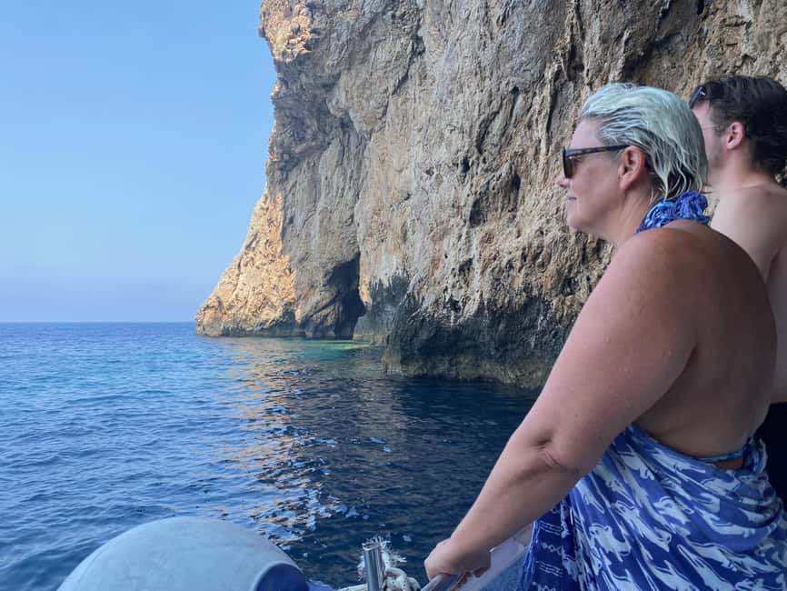 Messinia, Greece: Boat ride tour in Navarino Bay & Lunch - Timing, season, and group size