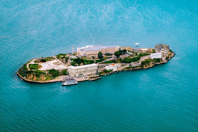 Muir Woods and Sausalito + Ferry, Alcatraz Night Tour & Aquarium Access - Why the redwoods and Alcatraz work well together