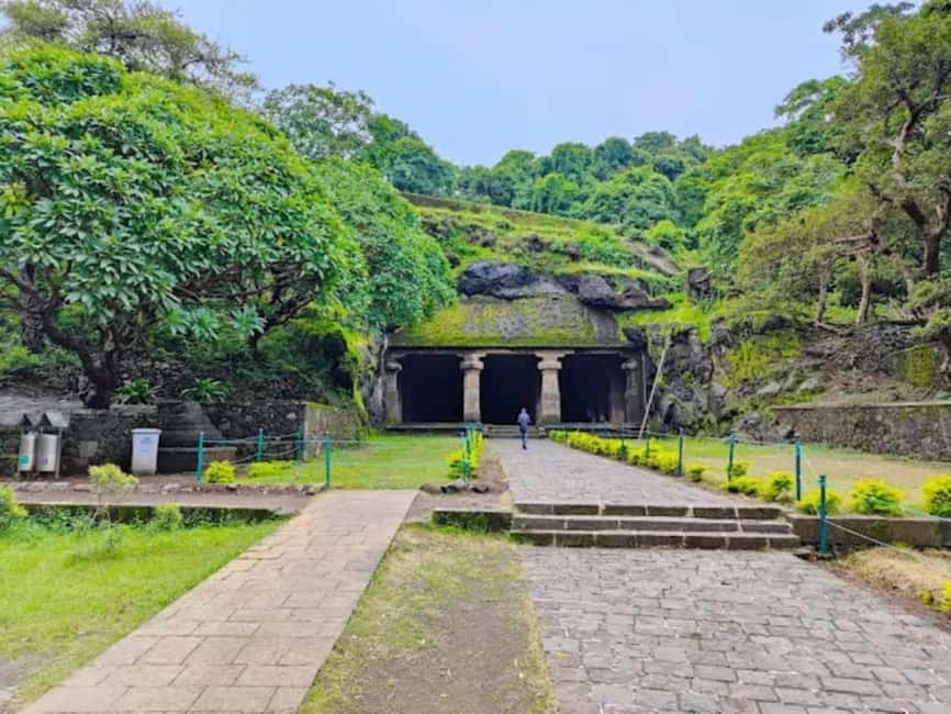 Mumbai: Elephanta Caves Guided Tour with Ferry & Lunch - From the jetty to the 120 steps