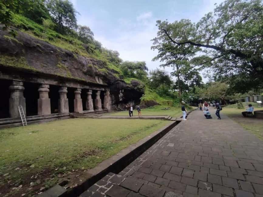 Mumbai: Elephanta Caves Guided Tour with Ferry & Lunch - Lunch after the cave visit