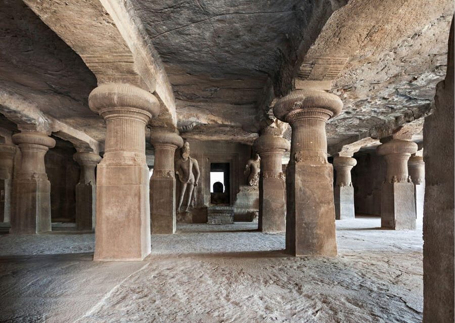 Mumbai: Elephanta Caves Private Tour with Ferry Ride - The Shiva Cave and its giant sculptures