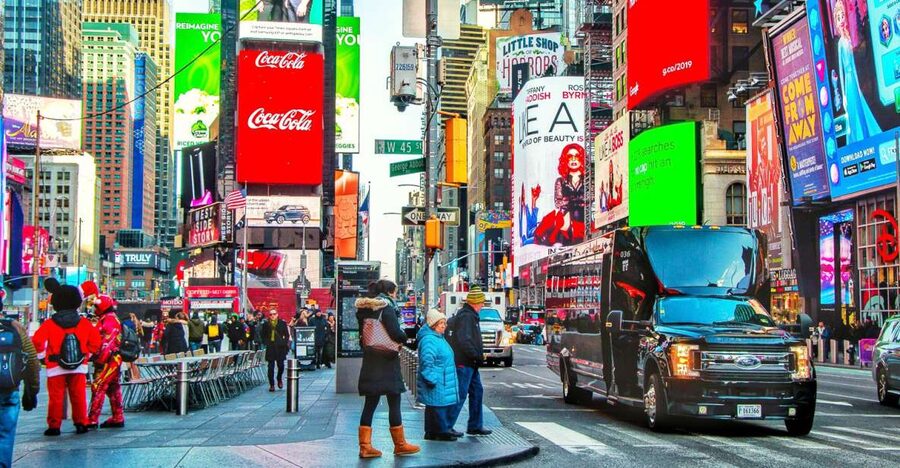 NYC: Guided Bus and Walking Tour with Staten Island Ferry - Central Park and Columbus Circle