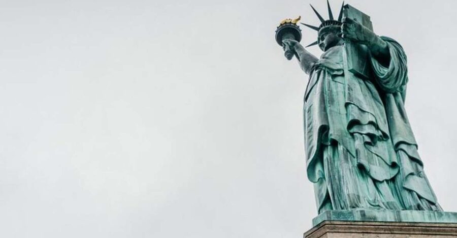 NYC: Statue of Liberty and Ellis Island Tour with Ferry - What the ferry and island timing really mean