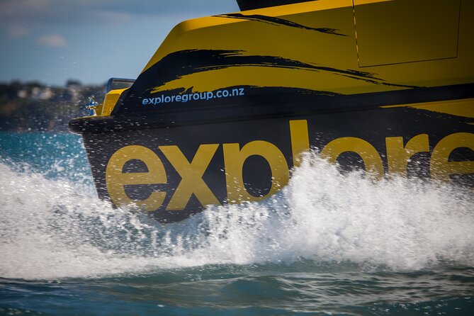 Ocean Adventure: Fast Boat to the Hole in the Rock - Waewaetorea Island and the Passage