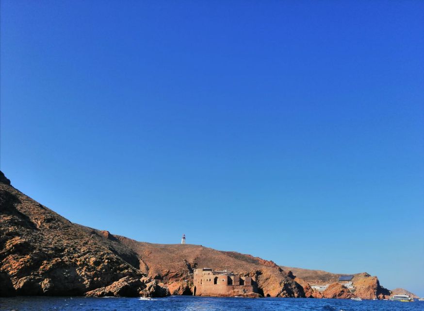 Peniche: Berlengas Island Round-Trip Ferry with Island Stop - Reaching the Berlengas harbor