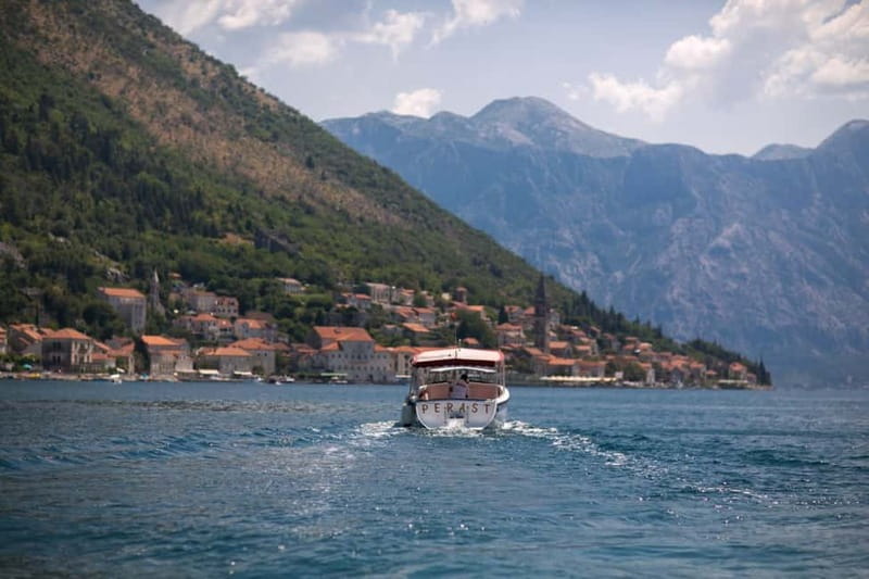 Perast Kotor Bay: boat ride to Our lady of the Rocks & back - Finding the Barbeta meeting point in Perast