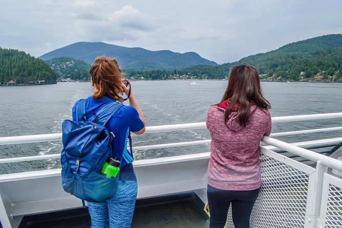 Photography, Hiking & Ferry to Bowen Island - Why Bowen Island makes such a good half-day escape