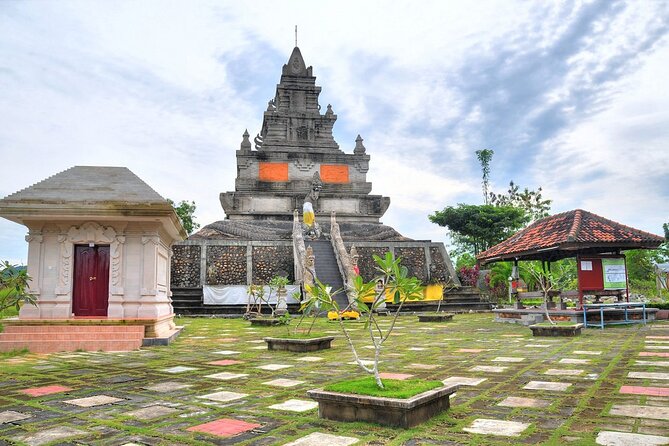 PRIVATE: Batam day tour with Ferry, 2-hour Massage and Lunch from Singapore - Batam’s signs and local history