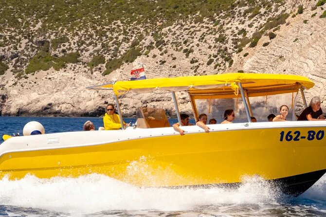 Private boat transfer Split - Bol - Key points to know before booking