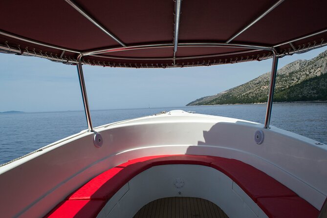 Private boat transfer Split/ Split airport - Hvar - What the boat ride is really like