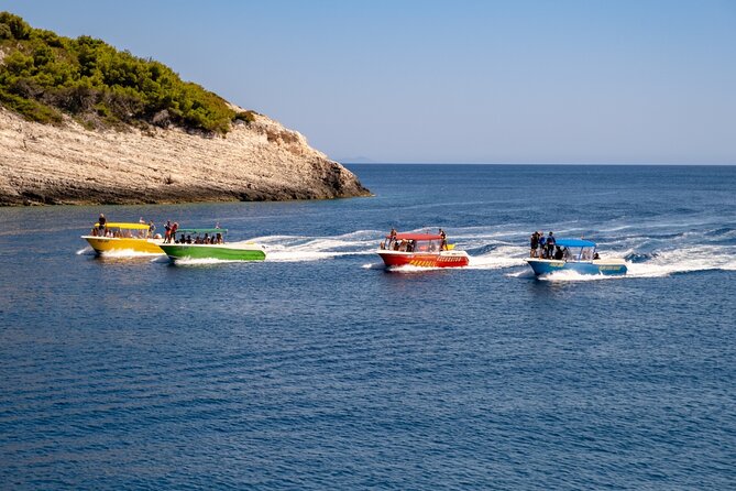 Private boat transfer Split/ Split airport - Hvar - Hvar Port and arrival in the town center
