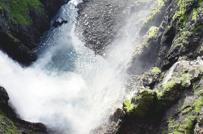 Private Full Day Ferry Trip To Geirangerfjord From Ålesund - What the private format changes