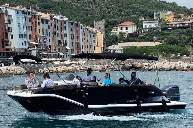 Private Round Trip Boat Tour of the Cinque Terre and Portovenere - Manarola and the local taste of Sciacchetrà