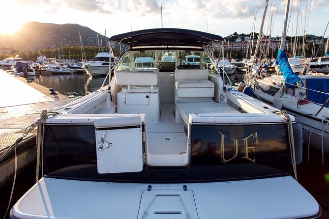 Private Round Trip Boat Tour of the Cinque Terre and Portovenere - Food and drinks make the long cruise easier
