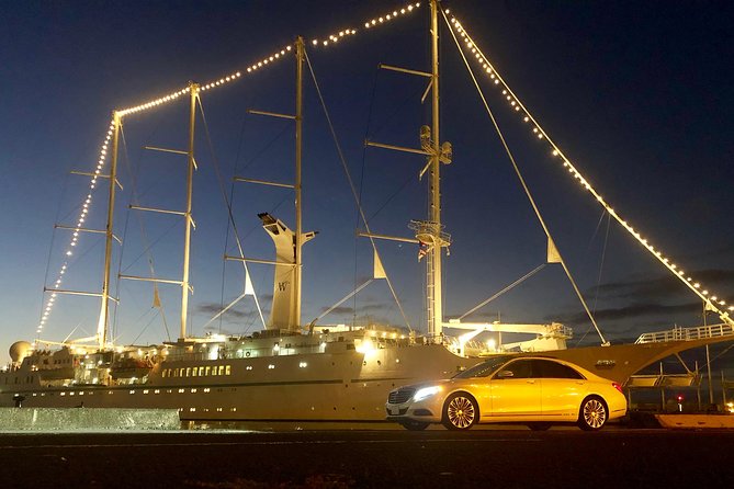 Private transfer Airport, Hotels, Pensions, Ferry, Restaurants - Hotel, pension, ferry, and restaurant pickup