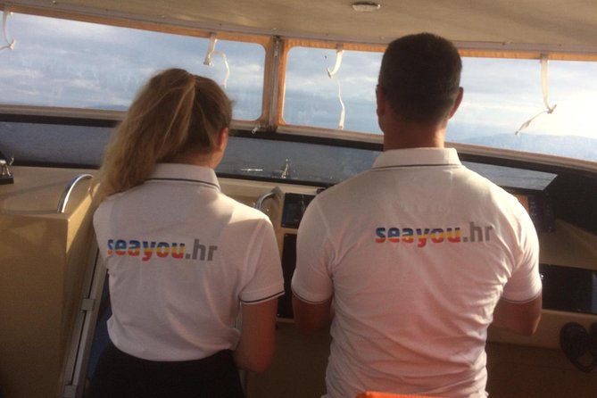 Private Water taxi from Split to Brac island - The 40-minute crossing to Brac