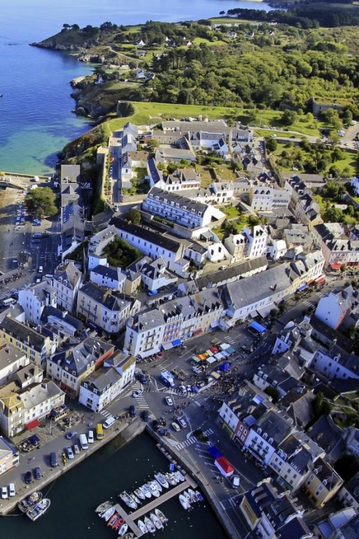 Quiberon: Ferry Ticket from/to Belle-Île-en-Mer, Sauzon - Seating, luggage, and accessibility