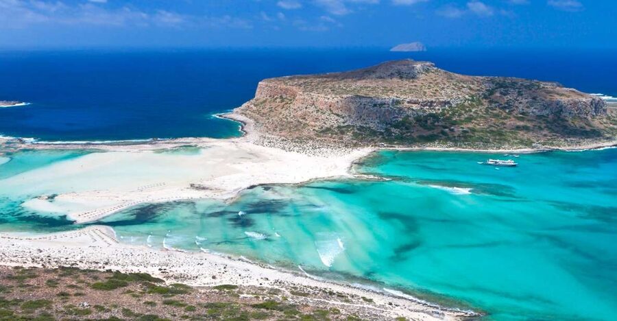 Rethymno Area: Gramvousa Island & Balos, Boat Ticket Extra - Guides, languages, and the feel of the day