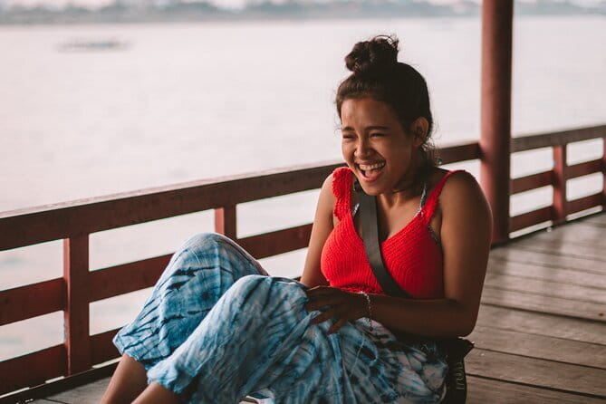 Riverside Walking Tour with Snack, Drinks & Local Ferry Ride - Wat Botum Park and the Optional Bug Stop