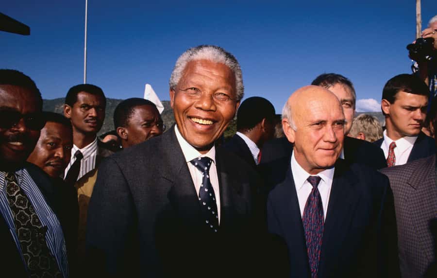 ROBBEN ISLAND MUSEUM TOUR, WITH OPTIONAL LAST MINUTE TICKETS - Arriving at the Nelson Mandela Gateway