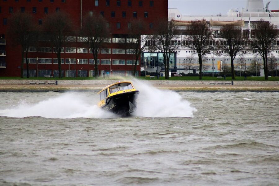 Rotterdam: Breweries and Water Taxi Tour - What the Brewery Stops Add