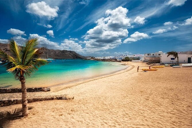 Roundtrip Ferry Transfer to La Graciosa with Free Wifi - Who will enjoy this transfer most