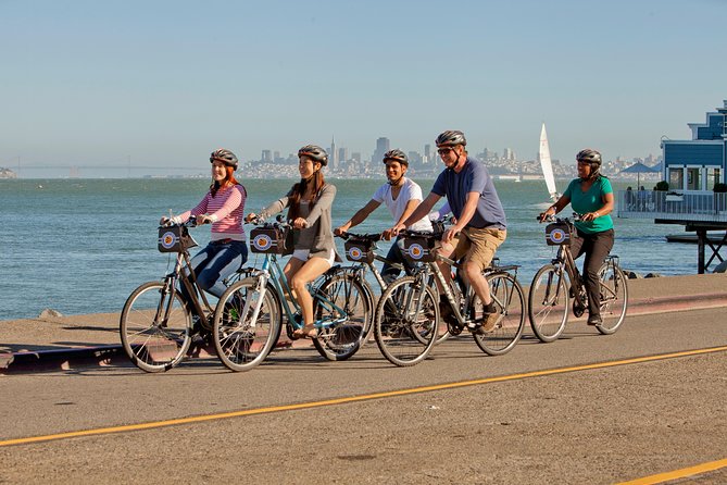 San Francisco Golden Gate To Sausalito Bike Tour - Arriving in Sausalito with time to wander