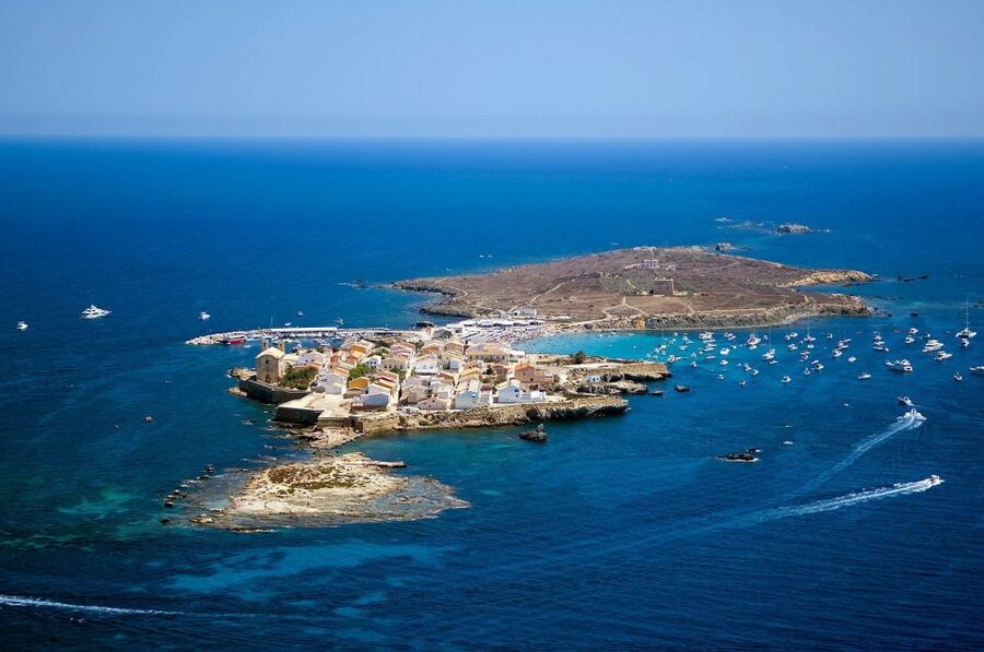 Santa Pola: Return Taxi Boat Ticket to Tabarca Island - What your ticket actually gives you
