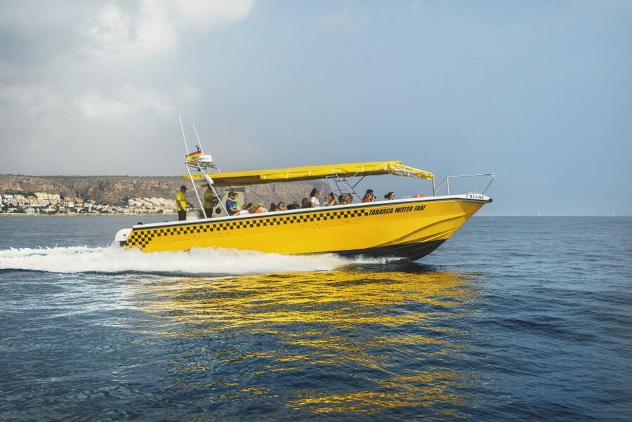 Santa Pola: Return Taxi Boat Ticket to Tabarca Island - Arriving at Tabarca’s beaches and coves
