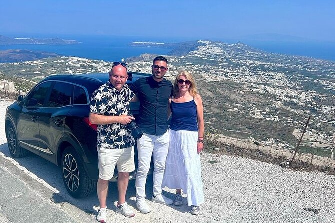 Santorini Private Transfer From or To the Ferry Port - What the drivers add to a basic transfer