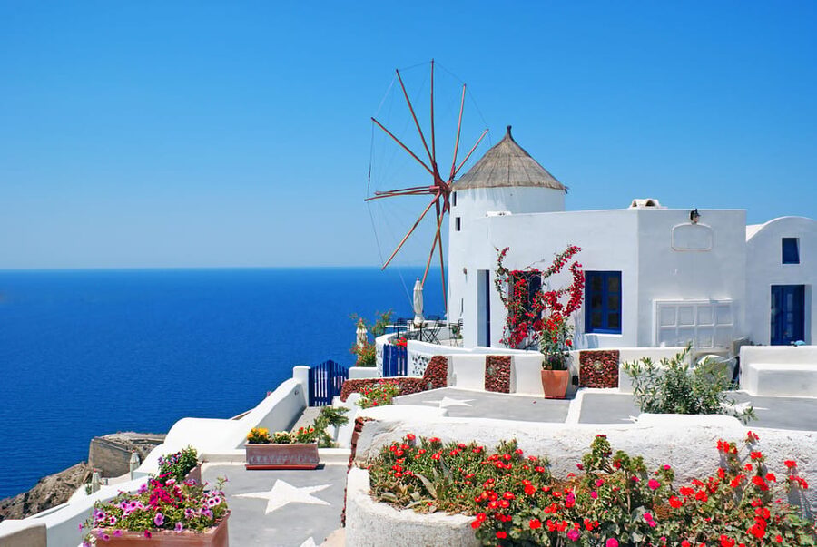 Santorini: Shore Trip to Bypass Cable Car with Boat Transfer - What the $157 price buys you