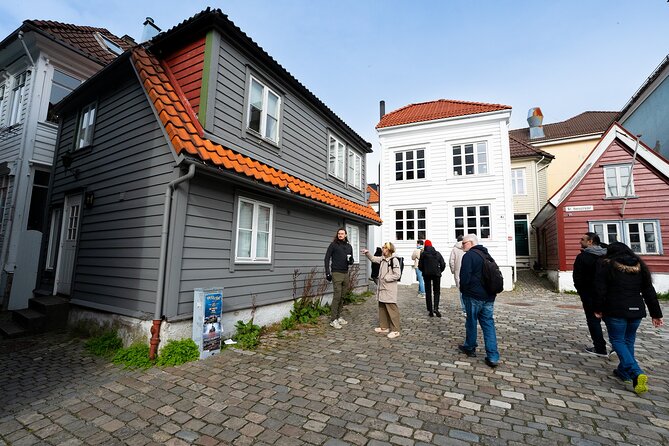 Scenic Bergen: Port to Port History, Alleys, & Bryggen Walk - Key points about the Bergen walk